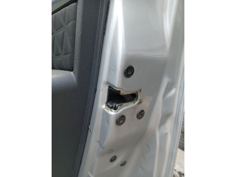 Recambio de cerradura puerta delantera derecha para dacia duster (hs_) 1.2 tce 125 referencia OEM IAM 8200735224  