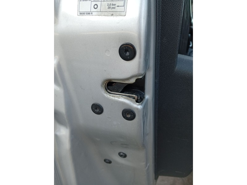 Recambio de cerradura puerta delantera izquierda para dacia duster (hs_) 1.2 tce 125 referencia OEM IAM 8200735227  