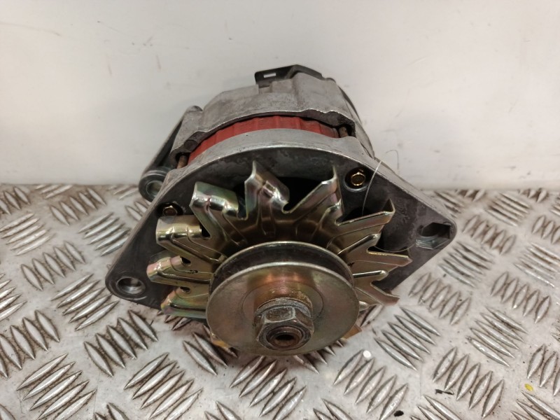 Recambio de alternador para ebro f-350 referencia OEM IAM AAK4518 144740 11201571