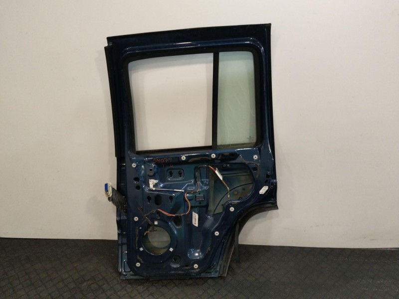Recambio de puerta trasera derecha para jeep cherokee (kj) 2.5 crd cat referencia OEM IAM 55176906AE  