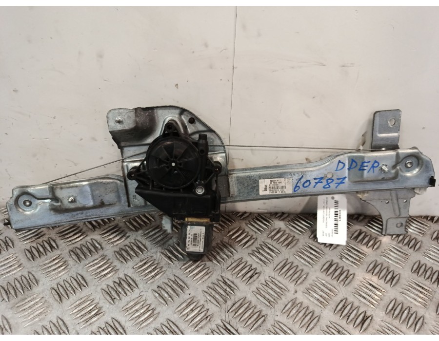 Recambio de elevalunas delantero derecho para peugeot 208 i (ca_, cc_) 1.2 vti 82 referencia OEM IAM 9673154380  