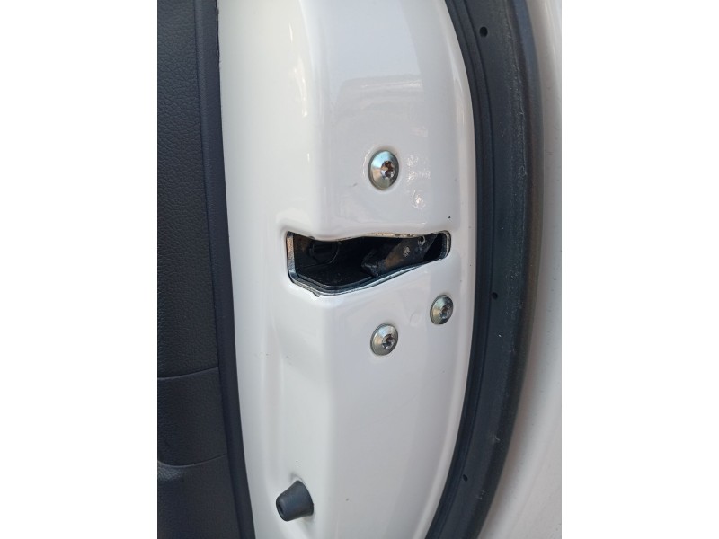 Recambio de cerradura puerta delantera derecha para kia rio iii (ub) 1.25 cvvt referencia OEM IAM 813211W060  