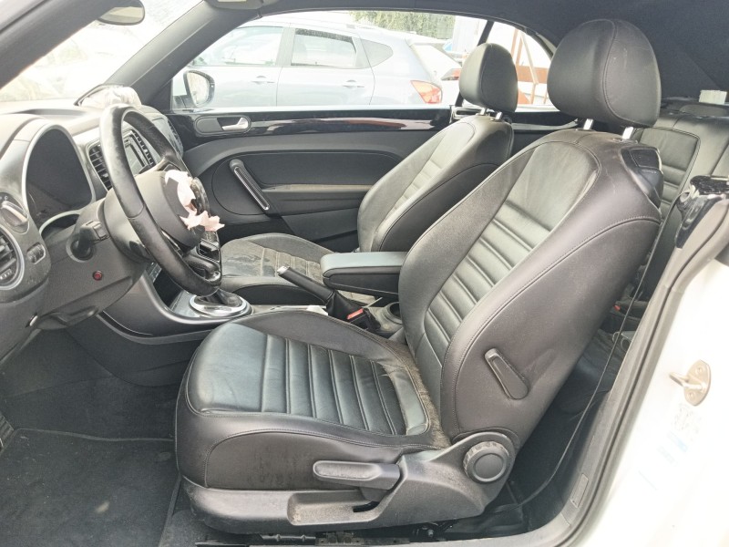 volkswagen new beetle ii fase 2 descapotbale (ae cabr) del año 2017