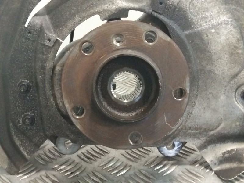 Recambio de mangueta delantera derecha para bmw x5 (e70) xdrive 30 d referencia OEM IAM 31216773784  