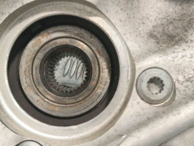 Recambio de mangueta delantera izquierda para bmw x5 (e70) xdrive 30 d referencia OEM IAM 31216773783  