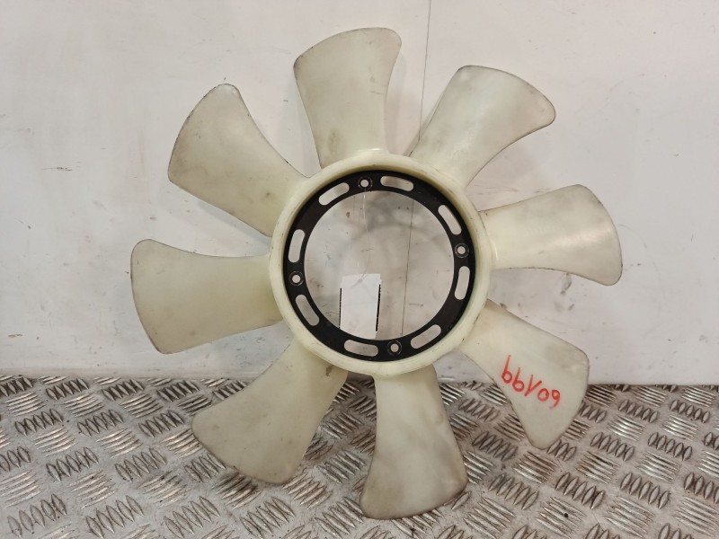 Recambio de aspas ventilador para hyundai h350 furgoneta 2.5 crdi referencia OEM IAM 252642920  