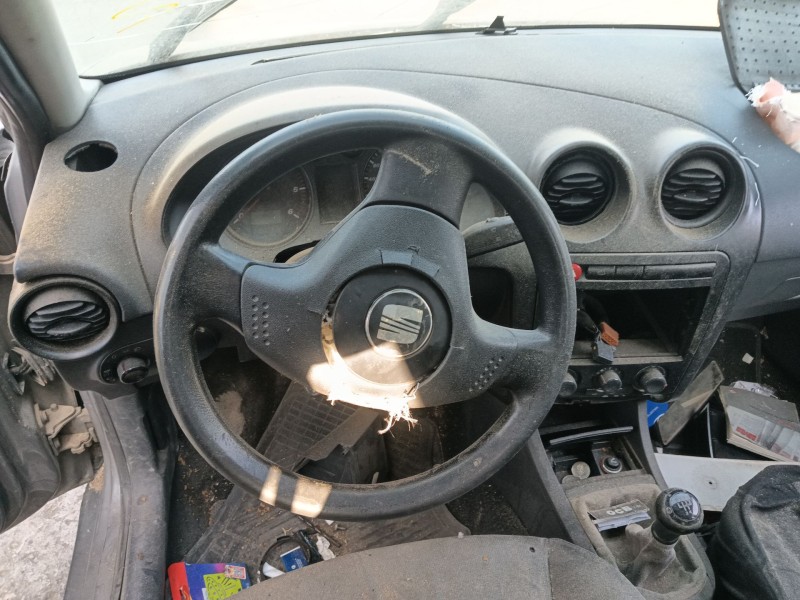 seat ibiza iii (6l1) del año 2003