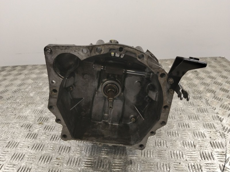 Recambio de caja cambios para renault 12 r12 referencia OEM IAM 84798  