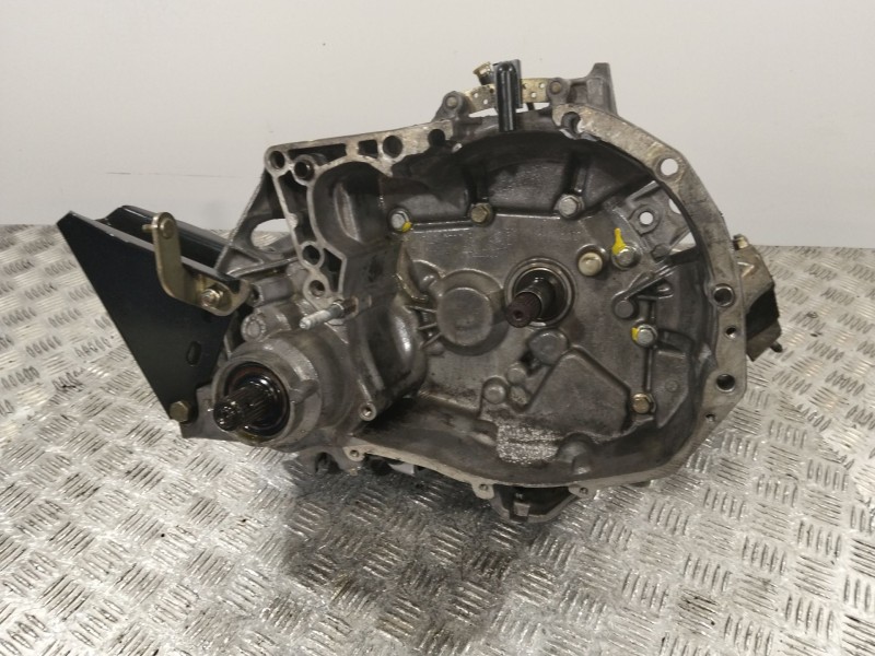 Recambio de caja cambios para renault express furgoneta/monovolumen (f40_, g40_) 1.4 (f402) referencia OEM IAM JB023  
