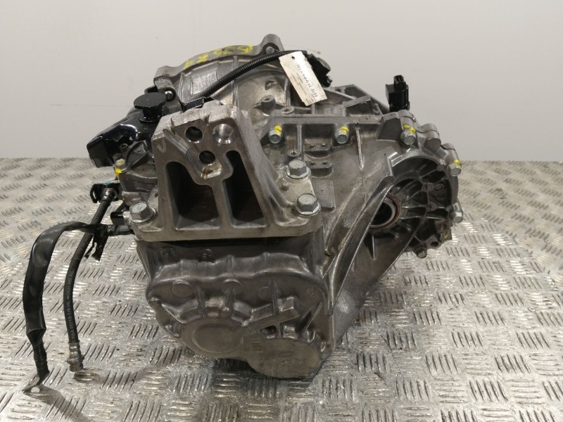Recambio de caja cambios para kia carens iv 1.7 crdi referencia OEM IAM 4300032932  
