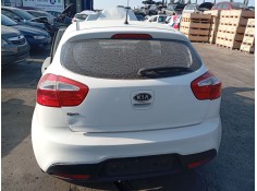 Recambio de porton trasero para kia rio iii (ub) 1.25 cvvt referencia OEM IAM 737001W220  
