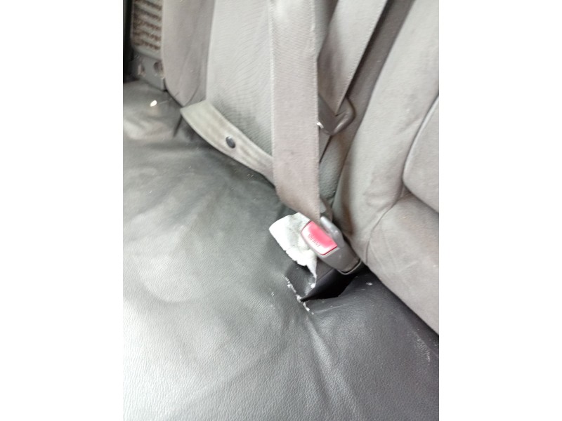 Recambio de enganche cinturon trasero derecho para toyota prius (_w3_) 1.8 hybrid (zvw3_) referencia OEM IAM 7338047030B1  