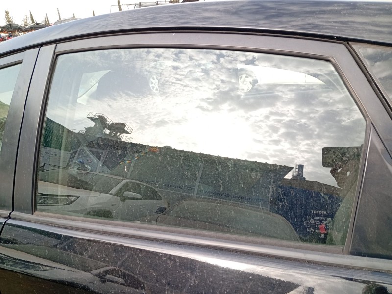 Recambio de luna trasera izquierda para toyota prius (_w3_) 1.8 hybrid (zvw3_) referencia OEM IAM 6810447051  