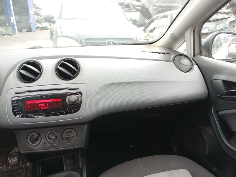 Recambio de airbag delantero derecho para seat ibiza iv (6j5, 6p1) 1.6 tdi referencia OEM IAM 6J0880204A  