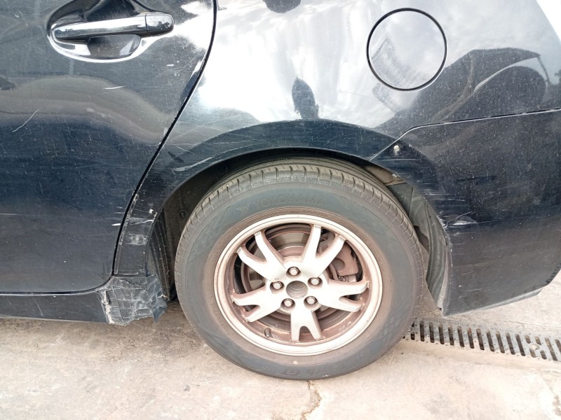 Recambio de paso de rueda trasero izquierdo para toyota prius (_w3_) 1.8 hybrid (zvw3_) referencia OEM IAM 6563847021  
