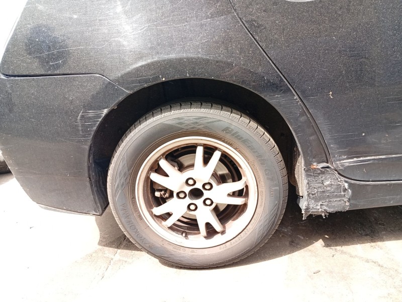 Recambio de paso de rueda trasero derecho para toyota prius (_w3_) 1.8 hybrid (zvw3_) referencia OEM IAM 6563747021  
