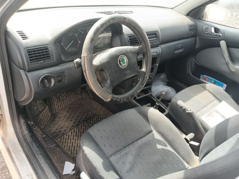skoda octavia i (1u2) del año 2005