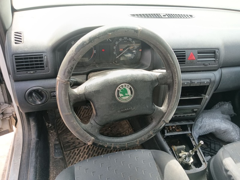 skoda octavia i (1u2) del año 2005