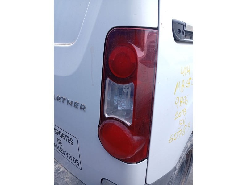 Recambio de piloto trasero derecho para peugeot partner furgoneta/monovolumen 1.6 hdi 16v 4x4 referencia OEM IAM 6351FJ  