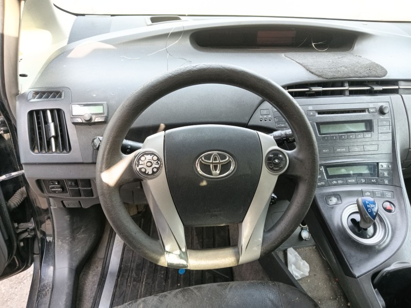 toyota prius (_w3_) del año 2011
