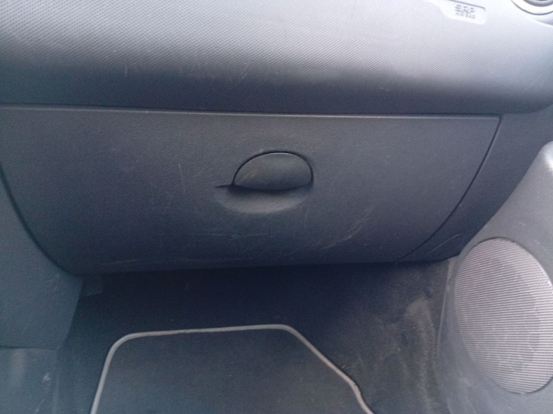 Recambio de guantera para dacia duster (hs_) 1.2 tce 125 referencia OEM IAM 6001550895  