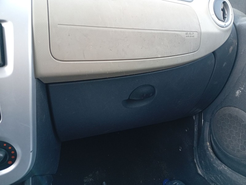 Recambio de guantera para dacia logan (ls_) 1.5 dci (ls0w) referencia OEM IAM 6001548684  