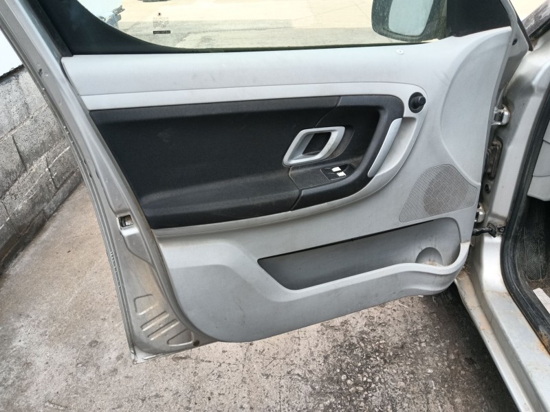 skoda roomster praktik (5j) del año 2007