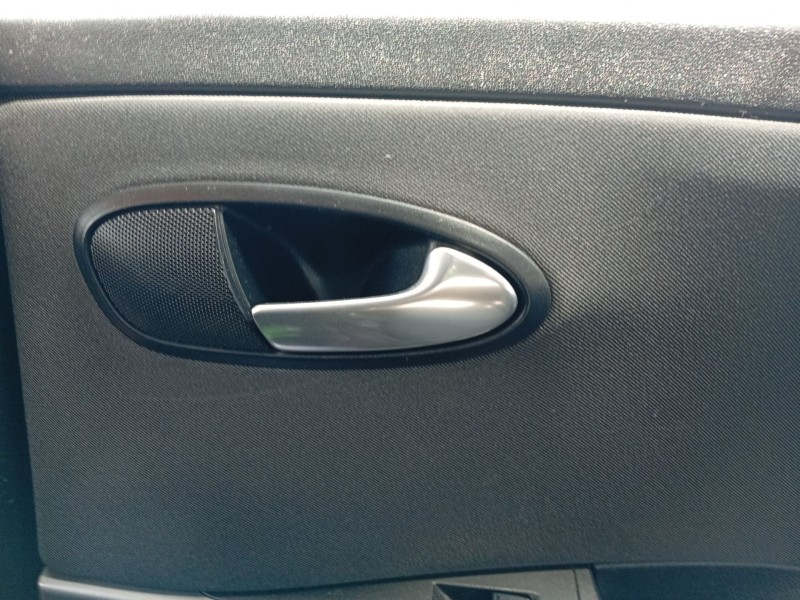 Recambio de maneta interior trasera derecha para seat leon (1p1) 1.6 tdi referencia OEM IAM 5P0839114C1UQ 1P0839206B3FZ 