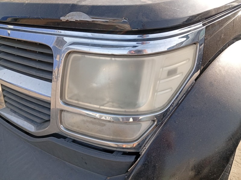 Recambio de faro izquierdo para dodge nitro 2.8 crd referencia OEM IAM 55157229AB  