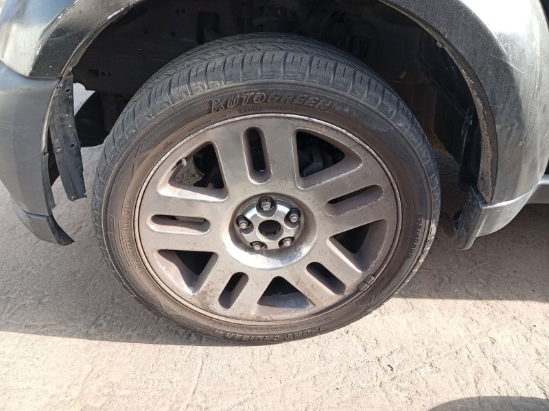 Recambio de mangueta delantera izquierda para dodge nitro 2.8 crd referencia OEM IAM 52125013AD  
