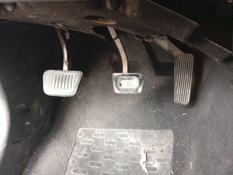 Recambio de pedal embrague para dodge nitro 2.8 crd referencia OEM IAM 52109840AG  