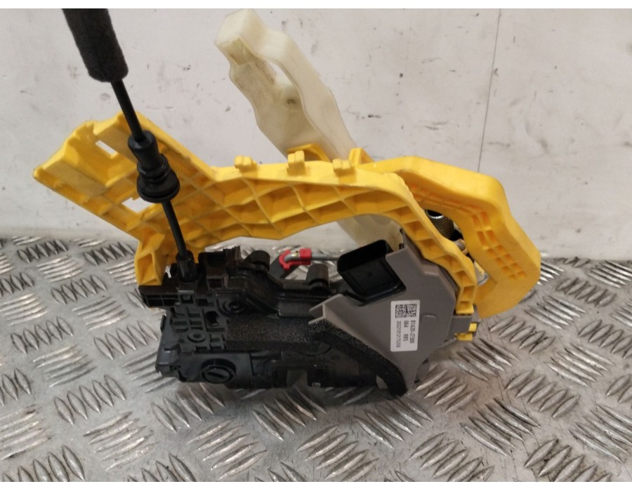 Recambio de cerradura puerta trasera derecha para kia xceed (cd) 1.5 t-gdi mhev referencia OEM IAM 81420J7300  