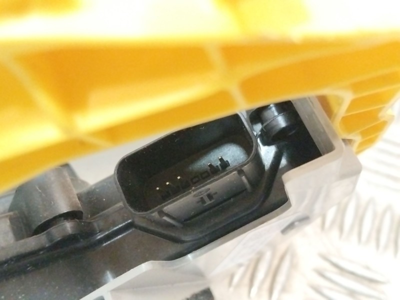 Recambio de cerradura puerta trasera derecha para kia xceed (cd) 1.5 t-gdi mhev referencia OEM IAM 81420J7300  