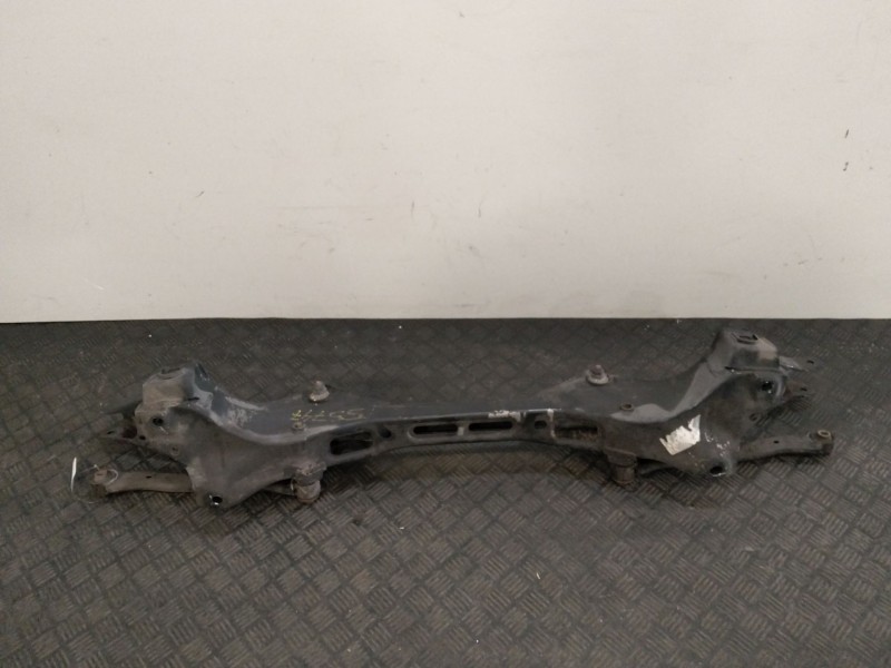 Recambio de puente trasero para hyundai ix35 1.7 crdi cat referencia OEM IAM 554102S010  