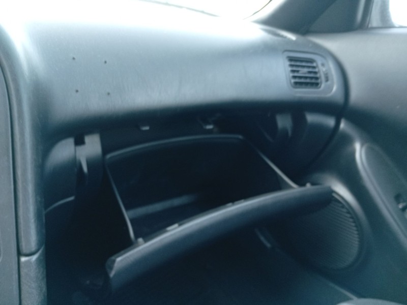 Recambio de guantera para toyota celica coupé (_t20_) 1.8 i 16v (at200/st) referencia OEM IAM 5550120140C0  