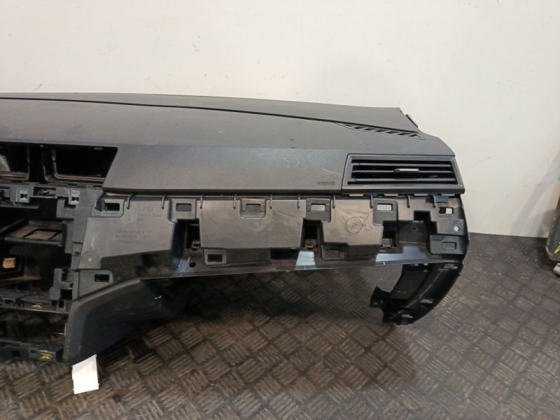 Recambio de salpicadero para seat ibiza (kj1) referencia OEM IAM 6F1819721  