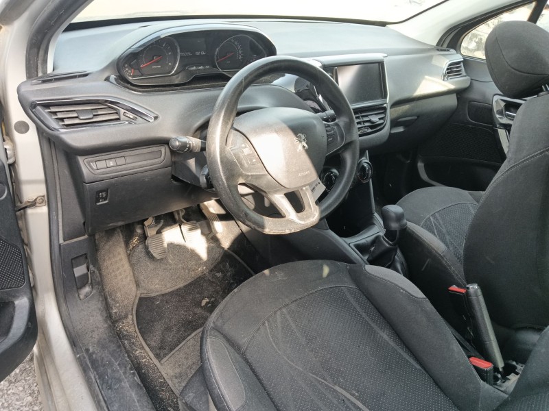 peugeot 208 i (ca_, cc_) del año 2012