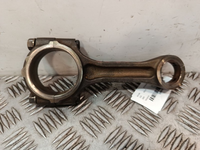 Recambio de biela para hyundai h350 furgoneta 2.5 crdi referencia OEM IAM 12491  