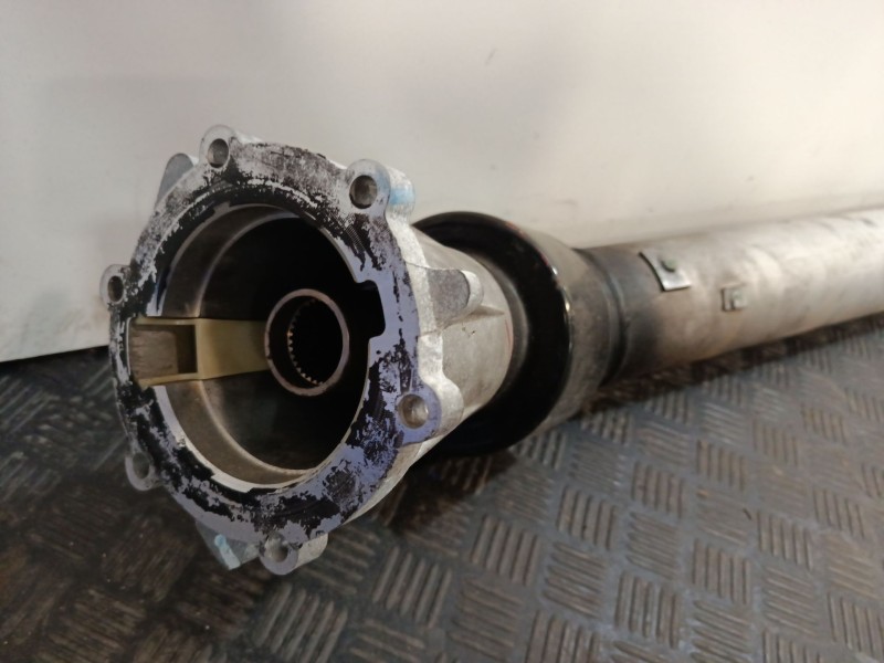 Recambio de transmision central trasera para nissan np300 pickup (d22) 2.5 dci referencia OEM IAM 373004JA0B  
