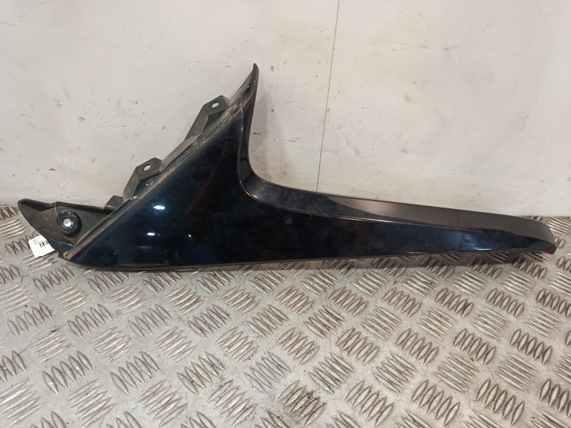 Recambio de moldura para toyota rav 4 v (_a5_, _h5_) 2.0 (mxaa52) referencia OEM IAM 7689842050  