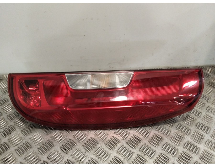 Recambio de piloto trasero derecho para fiat doblo cargo (263_) 1.6 d multijet referencia OEM IAM 0000051810673 52044715 
