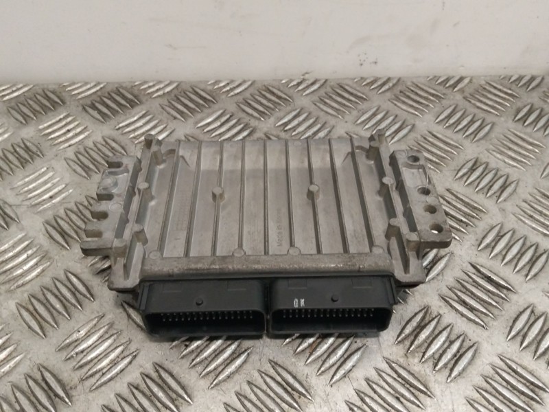 Recambio de centralita motor uce para daewoo kalos (klas) 1.2 referencia OEM IAM 96376652  