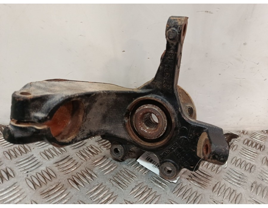 Recambio de mangueta delantera derecha para ford focus c-max (dm2) 2.0 tdci referencia OEM IAM 3M513K170  
