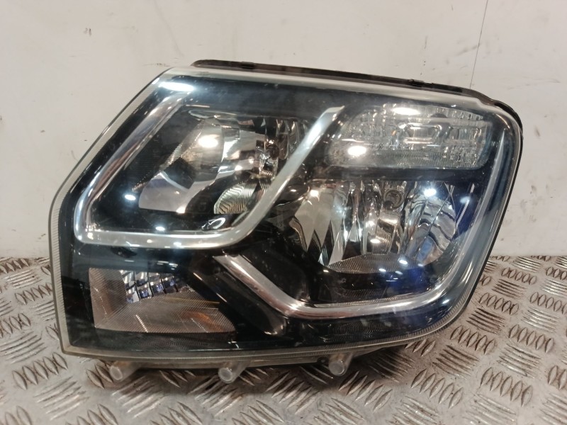 Recambio de faro izquierdo para dacia duster (hs_) 1.2 tce 125 referencia OEM IAM 260601153R  