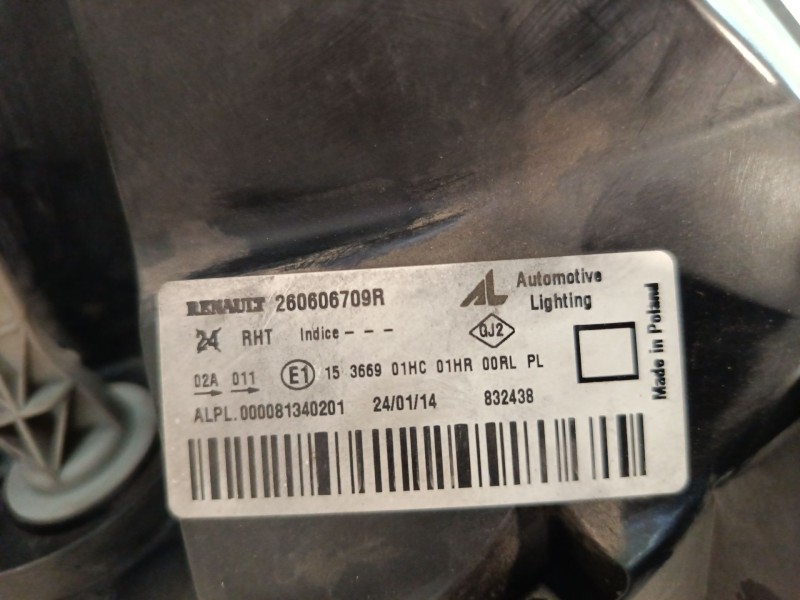 Recambio de faro izquierdo para dacia duster (hs_) 1.2 tce 125 referencia OEM IAM 260601153R  