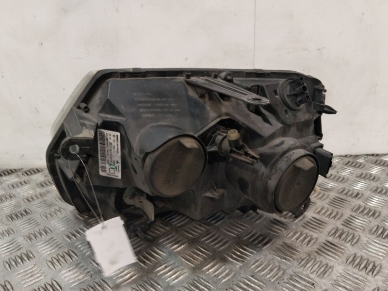 Recambio de faro derecho para dacia duster (hs_) 1.2 tce 125 referencia OEM IAM 260108233R  