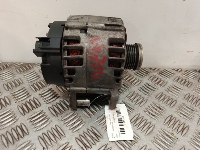 Recambio de alternador para seat leon (1p1) 1.4 tsi referencia OEM IAM 03C903023AX 03C903025D 03C903025DX
