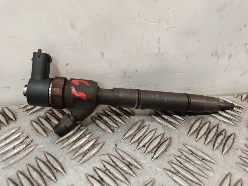 Recambio de inyector para kia rio ii (jb) 1.5 crdi referencia OEM IAM 0445110256 338002A400 