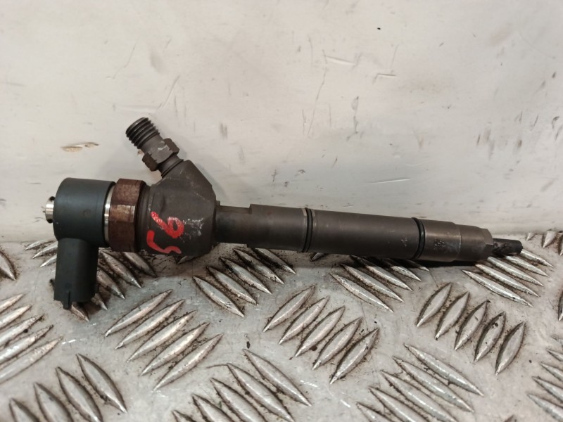 Recambio de inyector para kia rio ii (jb) 1.5 crdi referencia OEM IAM 0445110256 338002A400 