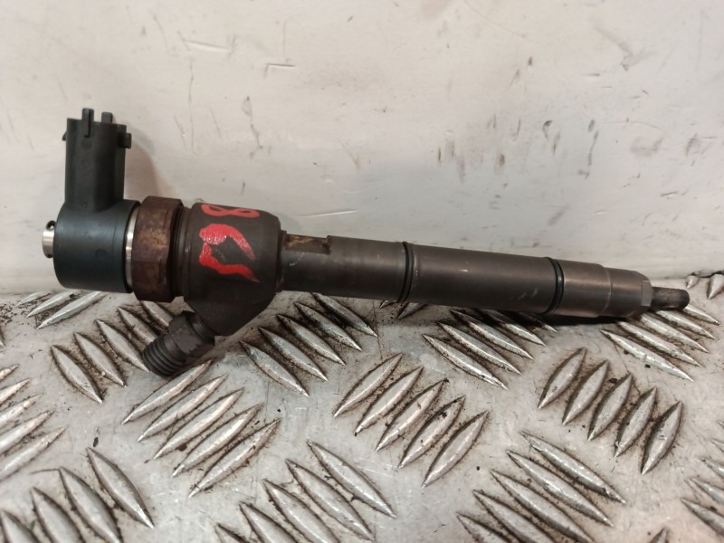 Recambio de inyector para kia rio ii (jb) 1.5 crdi referencia OEM IAM 0445110256 338002A400 